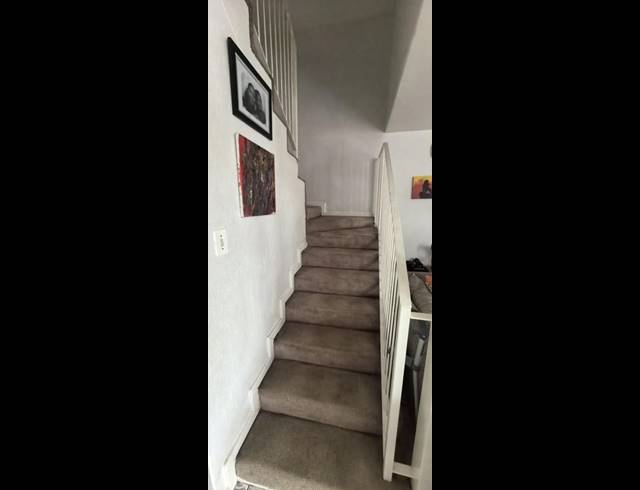 3 BEDROOM TOWNHOUSE FOR SALE IN FLORIDA LAKE